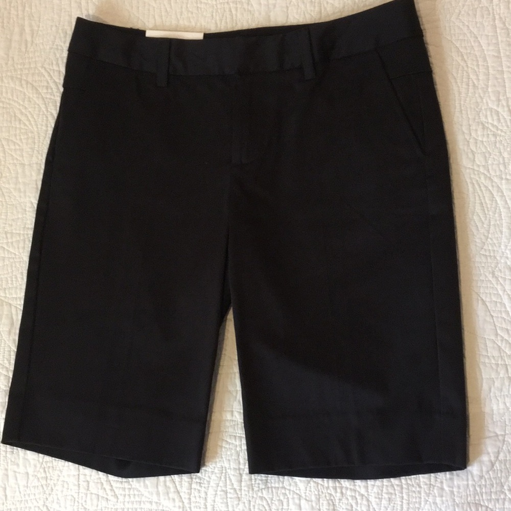 Gap Bermuda Shorts Sz 4 curvy